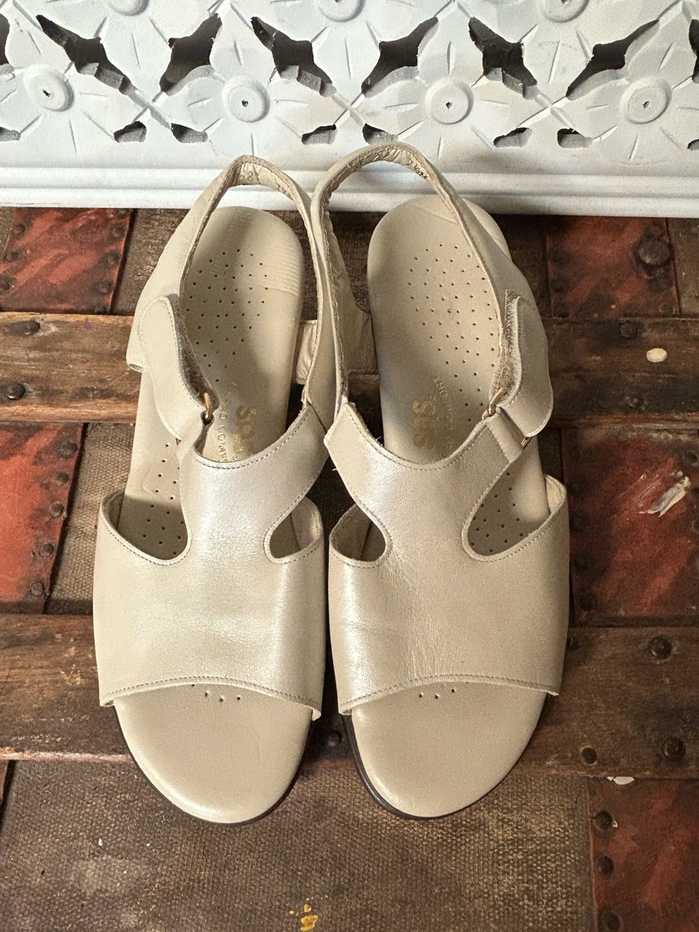SAS Beige Metallic‎ Leather Comfort Slingback Sandals Women’s 7.5M